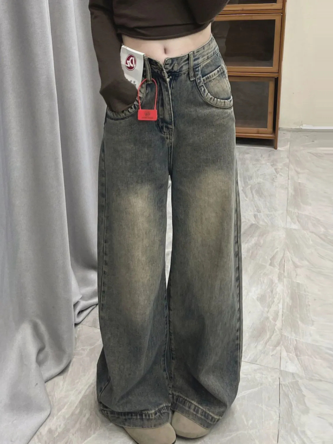 Lazy and Relaxed Straight-Leg Jeans for Girls in Autum, Loose and Slim, Retro Washed and Distressed Floor-Length Wide-Leg Pants