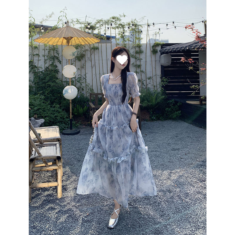 Vintage Square Collar Floral Dress Summer New Super Fairy Mori Style Slimming Waistline Long Skirt with Ear Edge Milk Blue