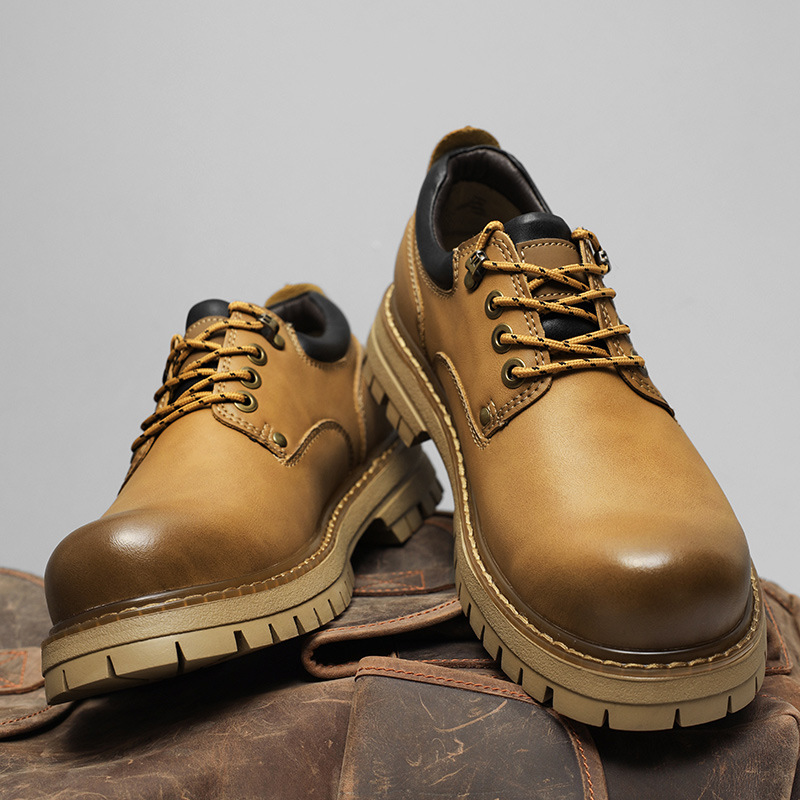 Leather shoes men's 2025 new British-style platform outdoor workwear shoes are versatile low-top casual leather shoes men's big scalp shoes