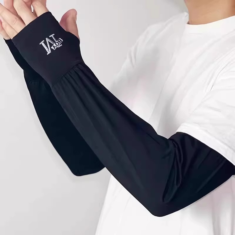 Picture of Ice Sleeves Men's Summer Loose Sun Protection Ice Silk Sleeves Driving Arm Guards Thin Sleeves Outdoor Cycling Breathable Gloves