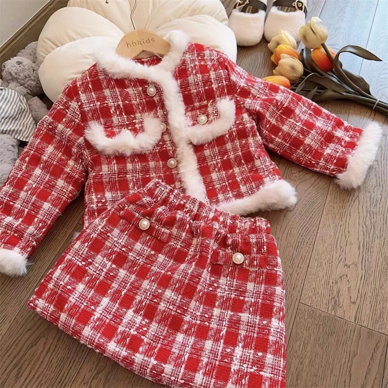 Girls' Little Chanel Style Suit Autumn/Winter 2025 New Children's Thickened New Year Outfit Fashionable Red New Year Outfit