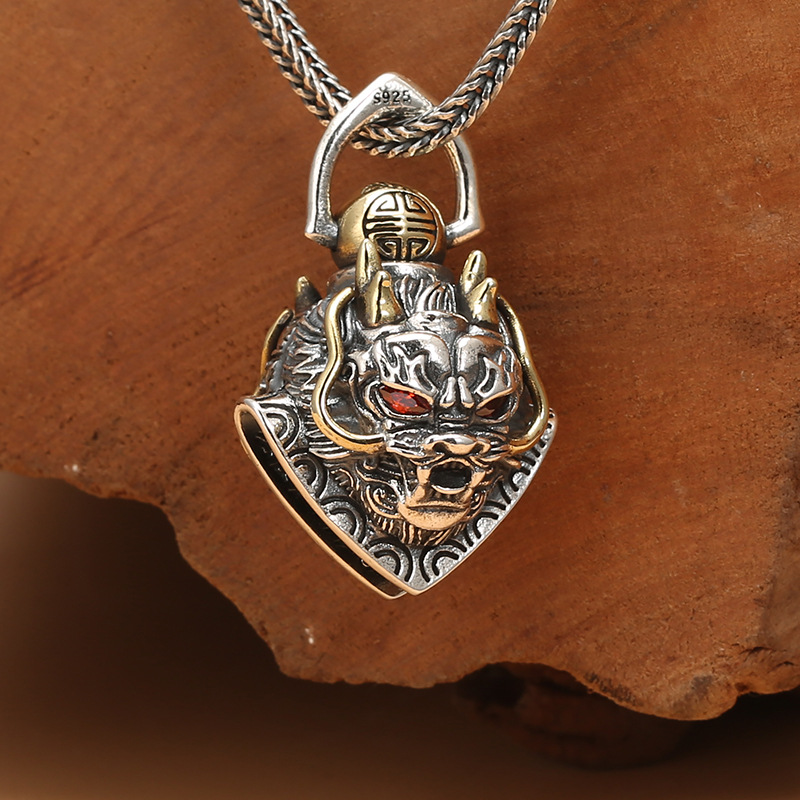 Picture of S925 silver wholesale faucet pendant around Xiangyun exorcism bell shaking can ring silver pendant manufacturers a generation of hair