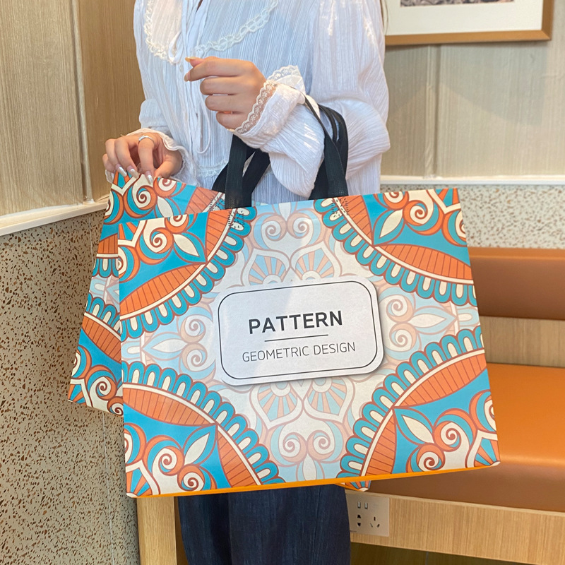 Clothing Store Non-woven Satchel Shopping Bag Ethnic Style Women's Clothing Gift Packaging Bag Can Be Printed with LOGO Wholesale