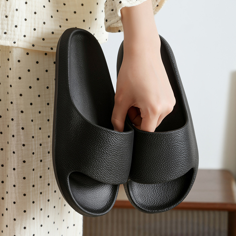 Picture of Hotel Slippers Men's Summer 2025 New Home Indoor Anti-Slip Comfortable Bathroom Bath Sandals Women's Home