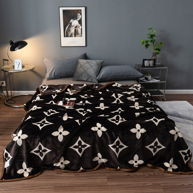 Cross-border blanket flannel blanket office nap blanket coral fleece fleece-lined sheets summer air conditioning blanket wholesale