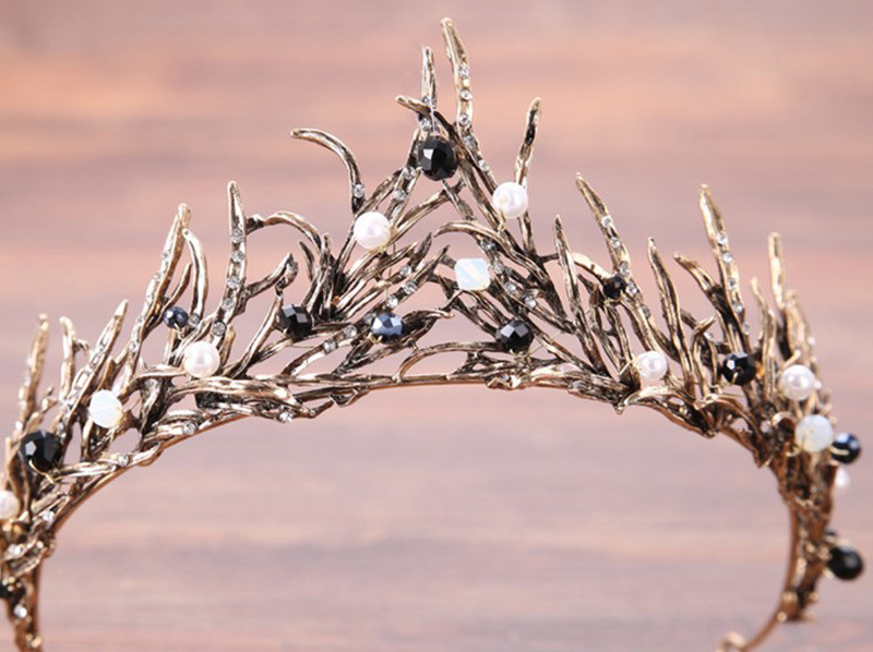Picture of Cross-border birthday crown headband bride headdress party rhinestone hair accessories birthday hat alloy Crown wholesale