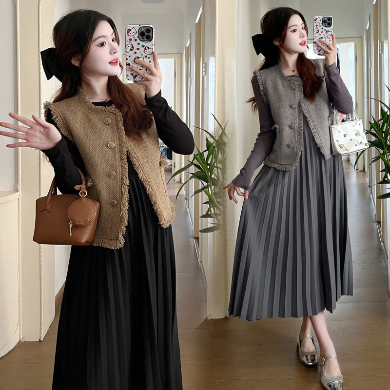 Internet Celebrity Fashionable Elegant Maternity Dress Autumn and Winter Loose Mid-length Fashionable Vest dress Pregnant Women suit