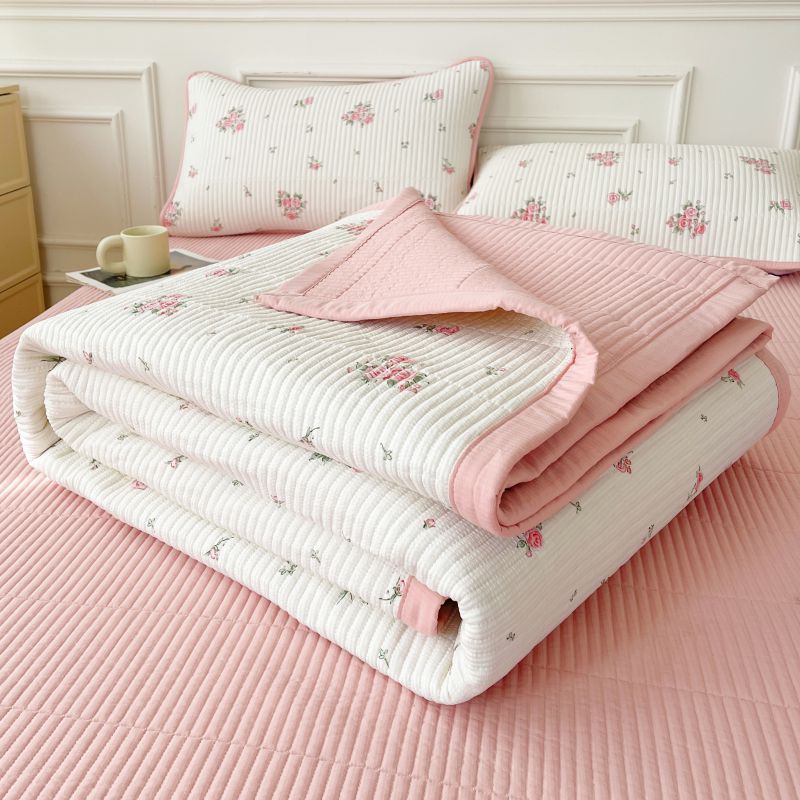 Picture of Mother and Baby Grade a Pure Cotton Bed Cover Three-Piece Set for Naked Sleeping Washed Cotton Cartoon Small Fresh Student Cotton Bed Bed Sheets Bed Cover