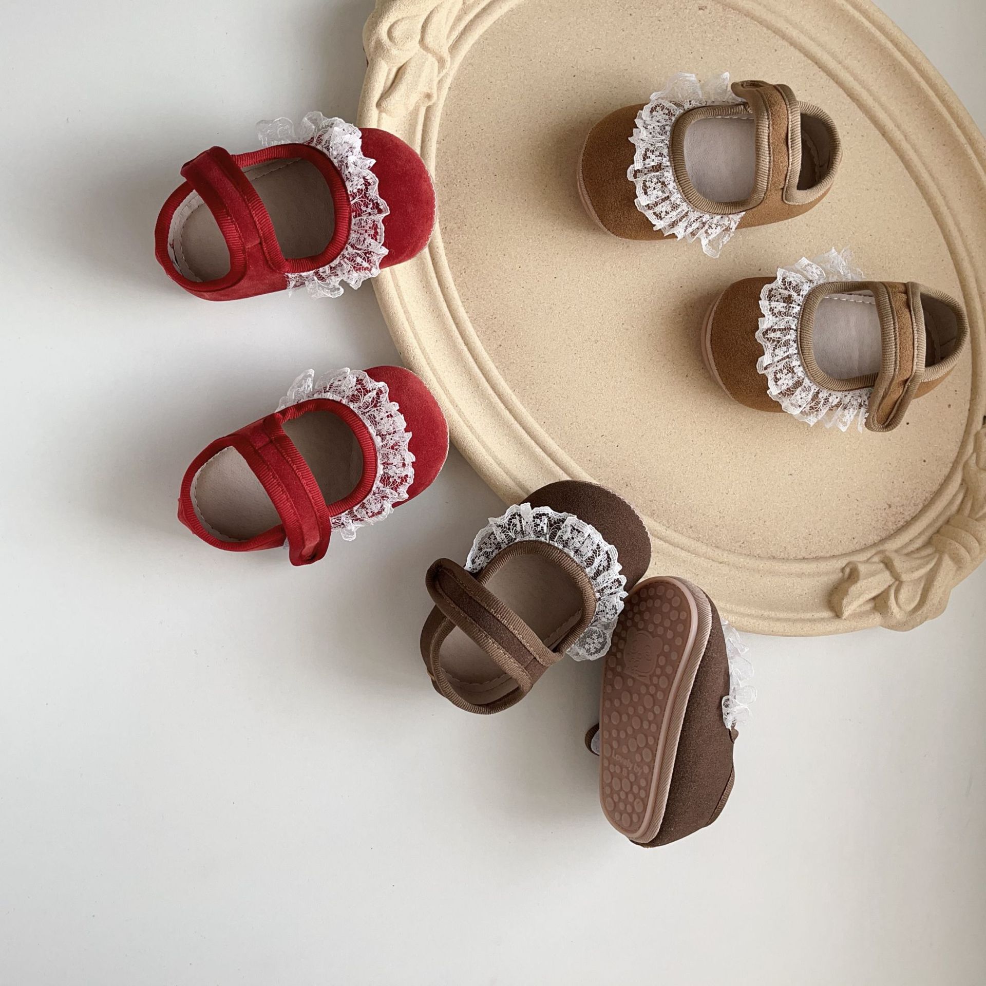 2025 New Baby Walking Shoes Autumn Mary Jane Cute Fashion Lace Lace Princess Soft Sole Shoes
