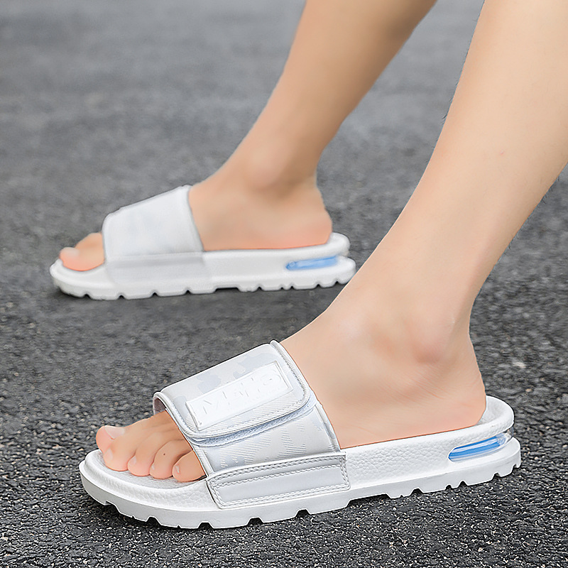Cross-border hook and loop slippers men's summer wear 2025 new net red Joker air cushion non-slip one-word drag a generation of hair