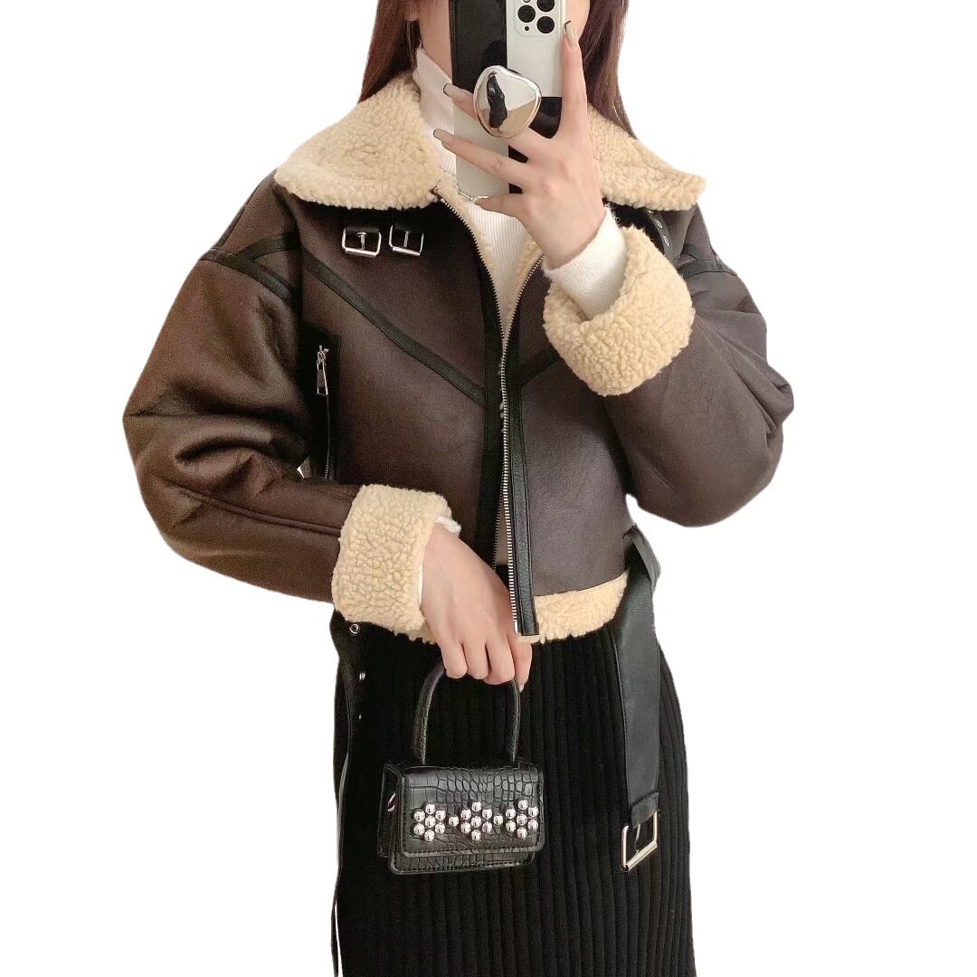 Picture of Lapel Maillard Style 2025 Winter Short Lamb Wool Tops Hot Girl Style Fur All-In-One Motorcycle Wear Top