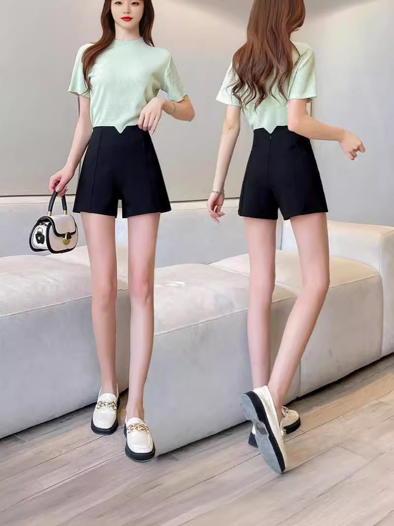 Black Girls 2024 New Shorts Summer High Waist All-match Design Sense Casual Pants Small A- shaped Hot Pants