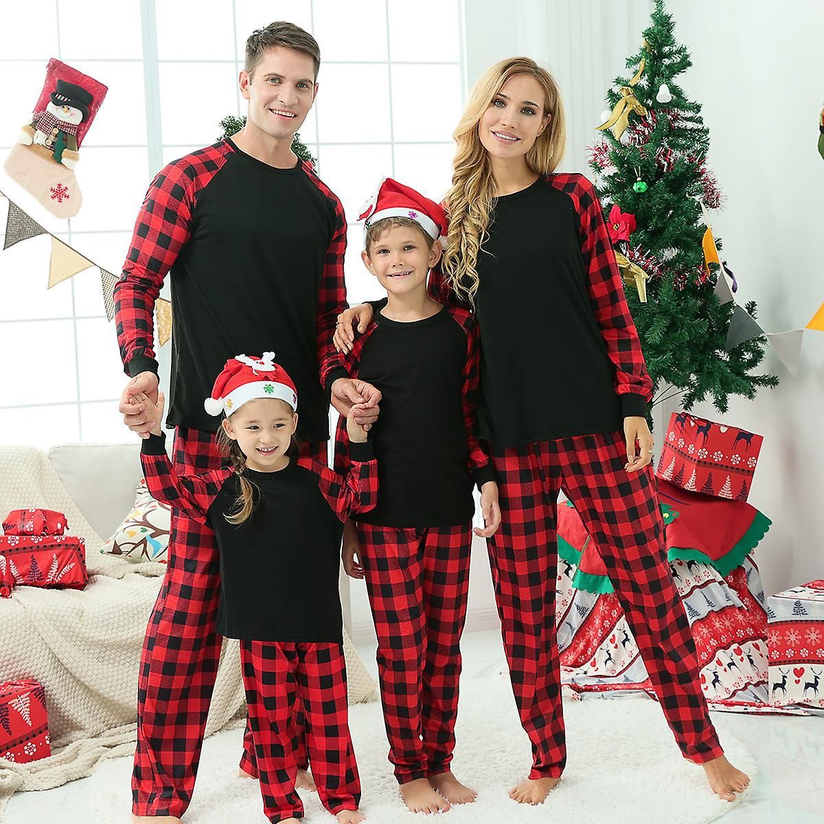 European and American ebay independent station new Christmas printing parent-child long sleeve pajamas suit home clothes to figure printing