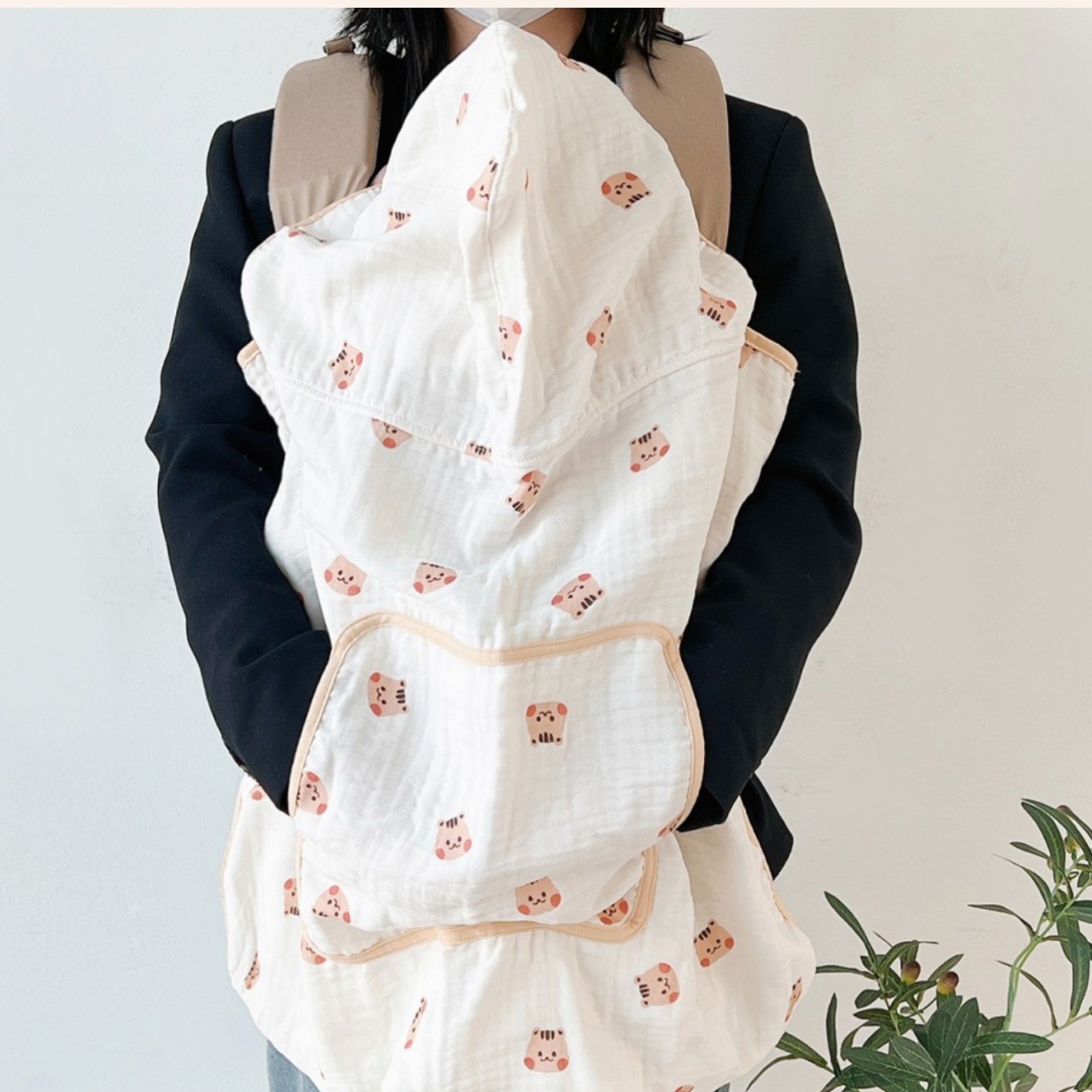 Picture of Korean Style Anti-mosquito Windproof Cloak Baby Blanket Waist Stool Blanket Hooded Baby Breathable Gauze Cloak Sunscreen Cover Blanket