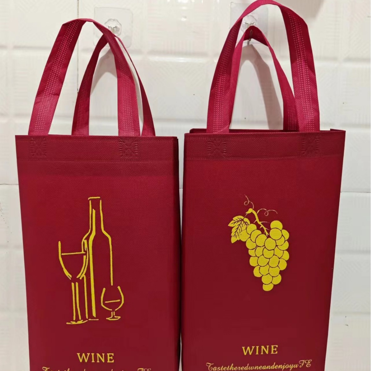 Picture of Factory supply red wine non-woven bag red wine wine tote bag cloth bag in stock bag wholesale