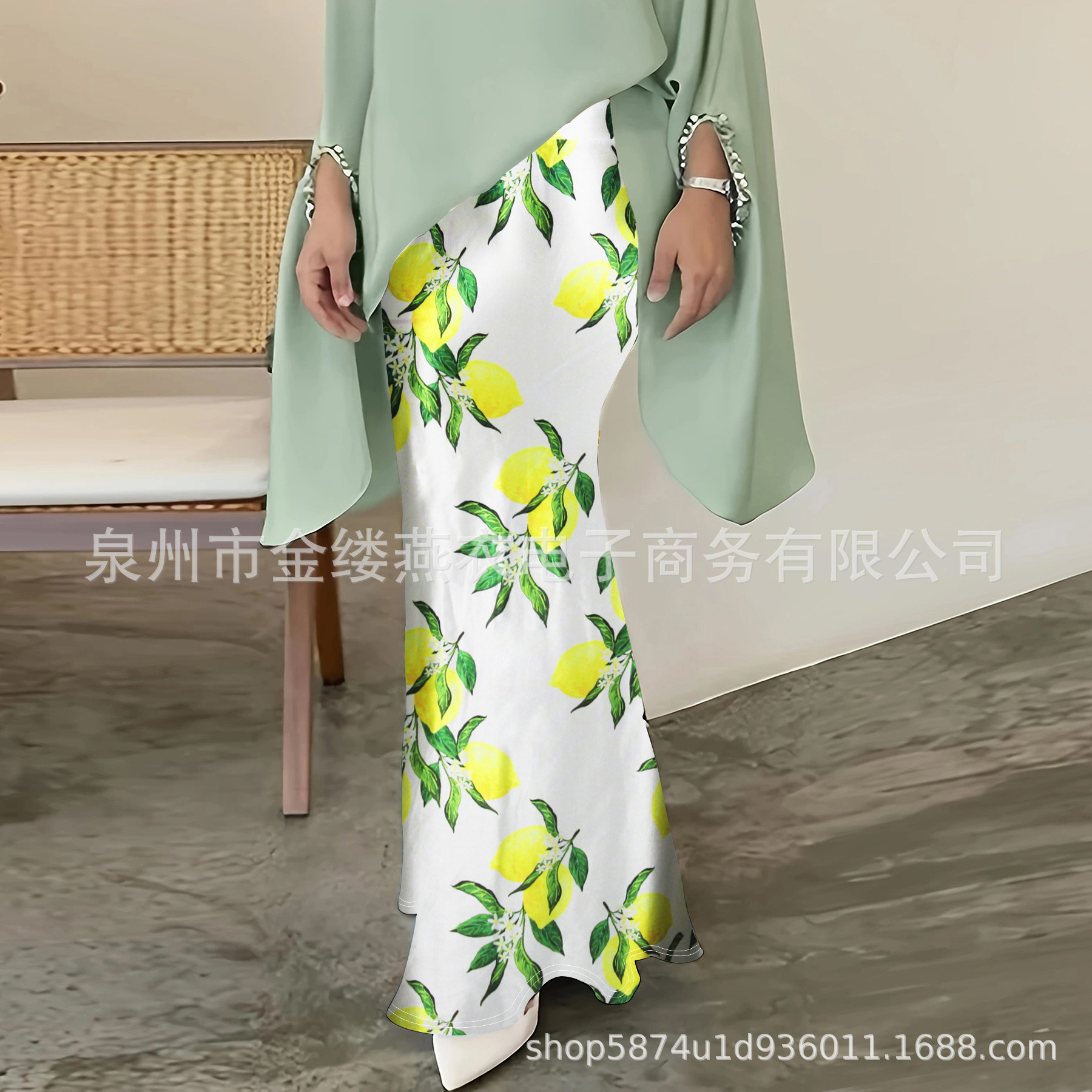 Picture of Cross-border Amazon European and American plus size Women's Autumn High Waist Retro Printed Skirt Elegant Long Hip Skirt