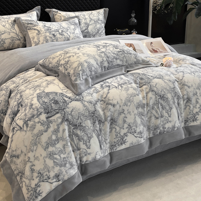 Thickened Winter Milk Velvet Bed Four-piece High-grade Light Luxury Double-sided Coral Velvet Quilt Cover fleece-lined Bed Sheet