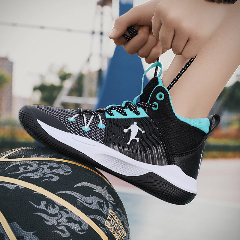 2025 New Summer Boys' Basketball Shoes Soft Sole Lightweight Girls' Basketball Shoes Mesh Breathable Student Sports Shoes