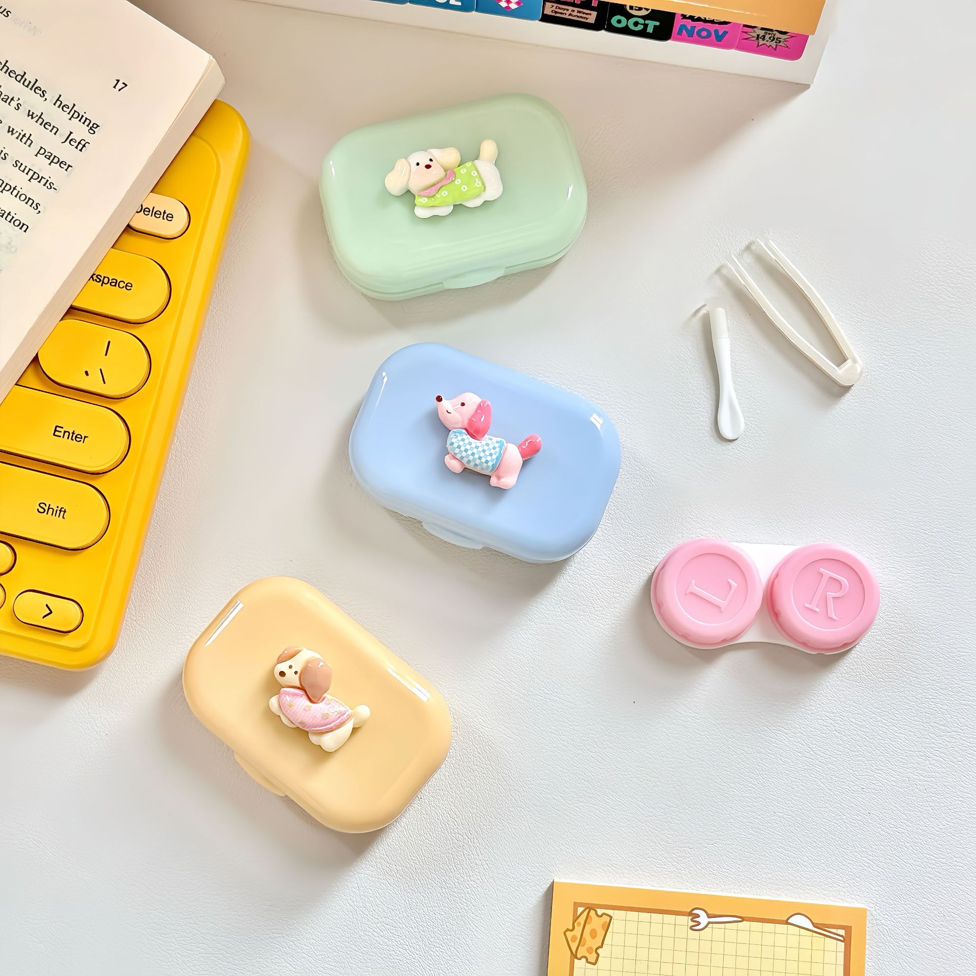 Picture of Cute Little Animal Cartoon Contact Lens Case, Contact Lens Storage Box, Care Companion with Mirror, Girl Ins Wholesale