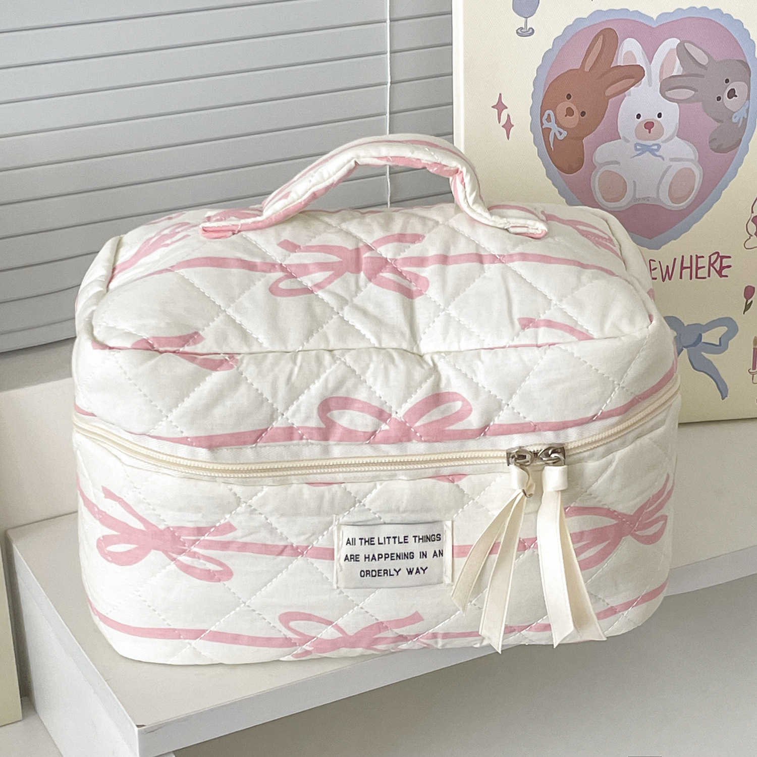 Picture of Cross-border Pink Line Bow Makeup Bag Student Portable Large Capacity Quilted Sweet Hand Wash Bag
