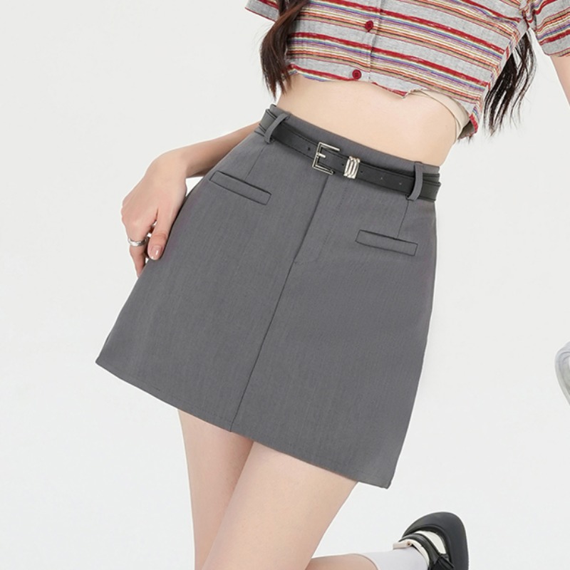 Women's Skirt Summer 2023 New Design Niche Black Slim Hip Covering High Waist A- Line Skirt All-Match Short Skirt