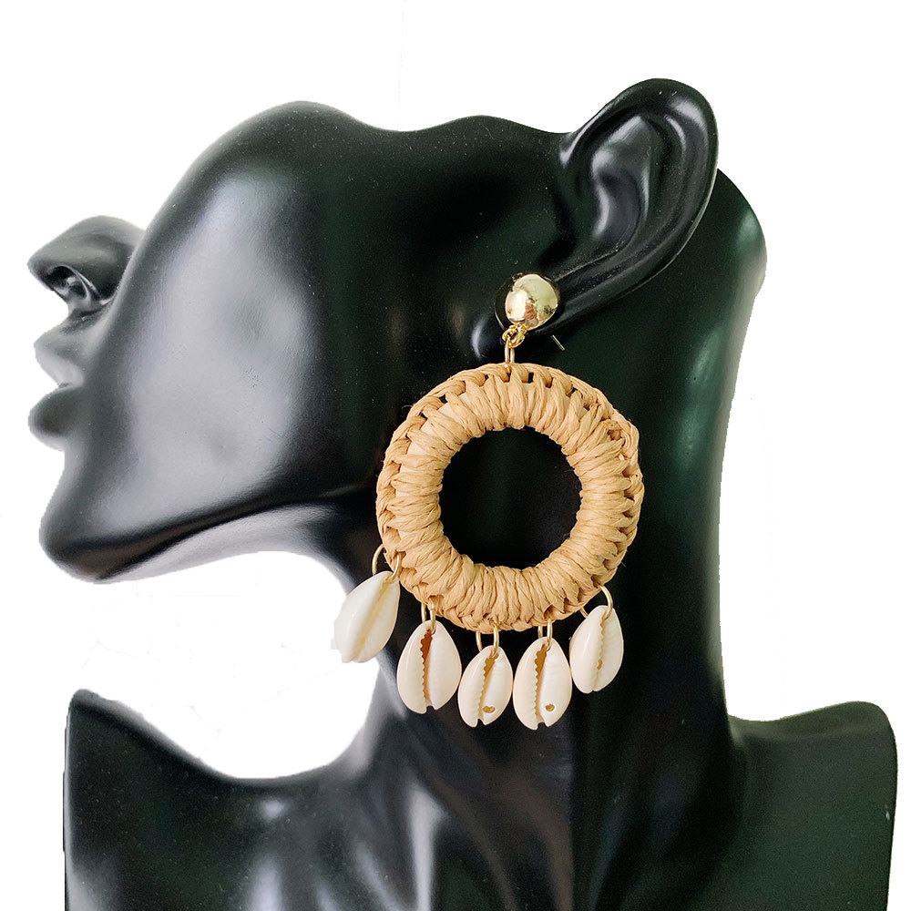 Picture of 2019 New shell earrings women Bohemian large round straw woven earrings conch earrings earrings wholesale
