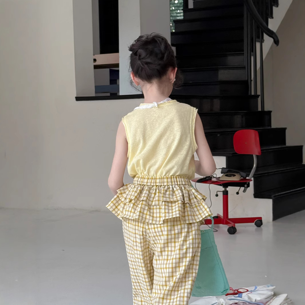 Picture of Children's top 2025 summer female baby Korean solid color sleeveless vest children's plaid parquet straight pants suit