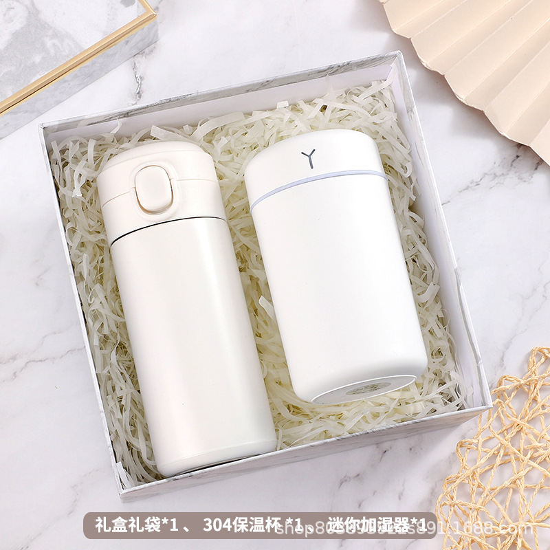 Picture of Business Accompanying Gift Set Practical Staff Birthday Welfare Gift Company Annual Meeting Creative Gift Wholesale Christmas