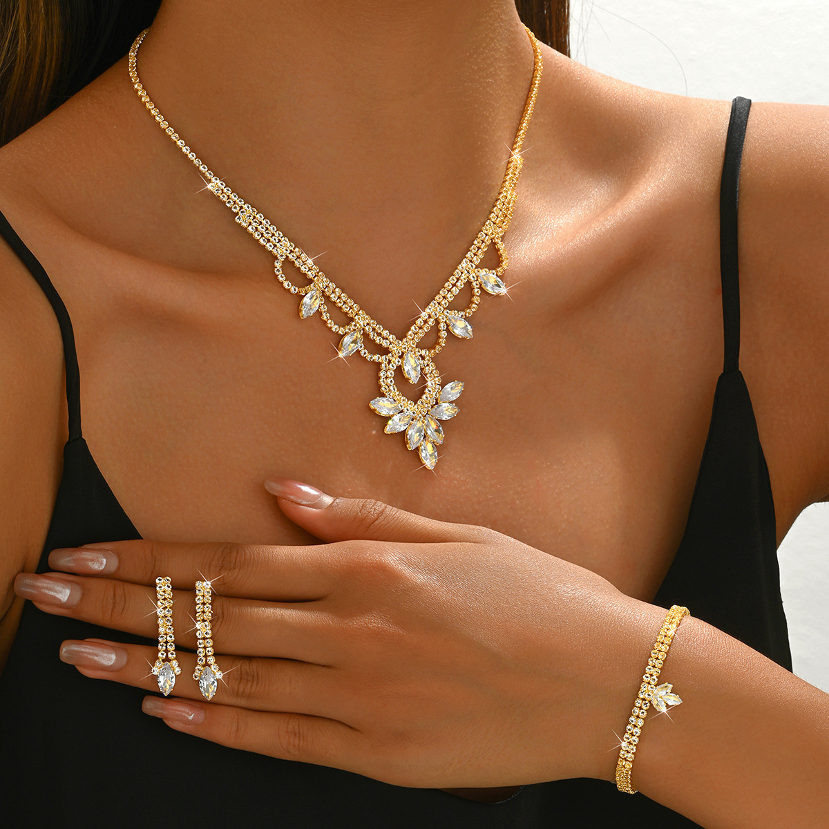 Autumn Evening Party Accessories Necklace New Jewelry Bride suit Wedding Dress Full Diamond Earrings Bracelet Set Chain
