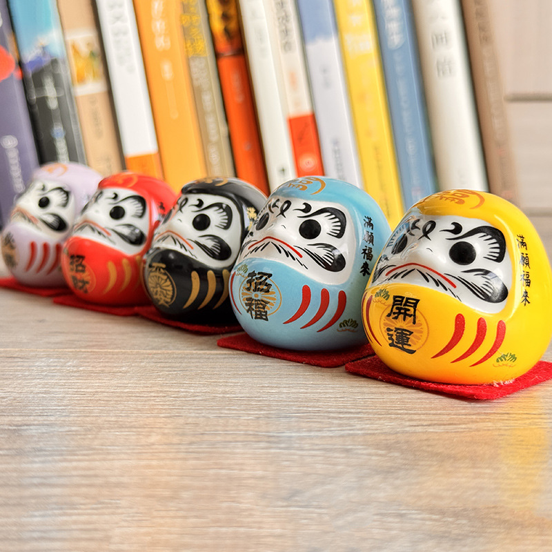 Picture of Japanese-style Dharma ornaments Japanese ceramic Dharma eggs Kaiyun Dharma trumpet mini lucky cat car decorations