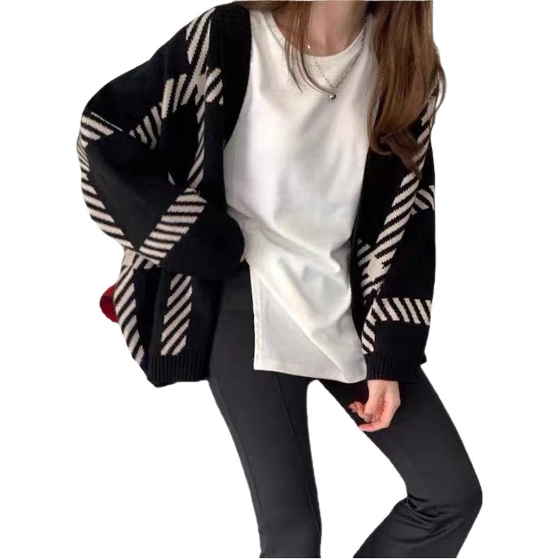 Picture of New Black Striped Knitted Cardigan Women's 2023 Autumn and Winter Korean Style Loose Lazy Style Simple All-match Sweater Jacket