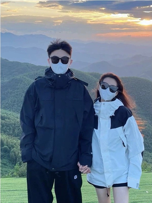 Spring and autumn American three-in-one jacket jacket men's autumn and winter trendy brand outdoor windproof mountaineering suit couple functional jacket