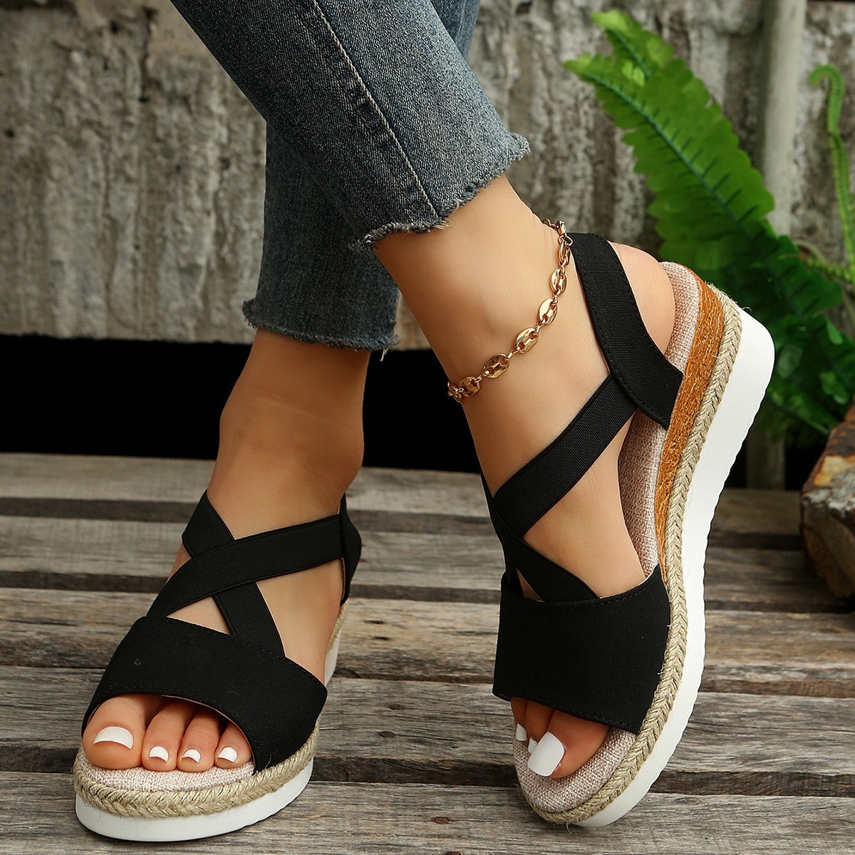 Cross-border foreign trade plus size summer hemp rope straw thick-soled high-heeled open-toed sandals women's wedge sandals 36-43 yards