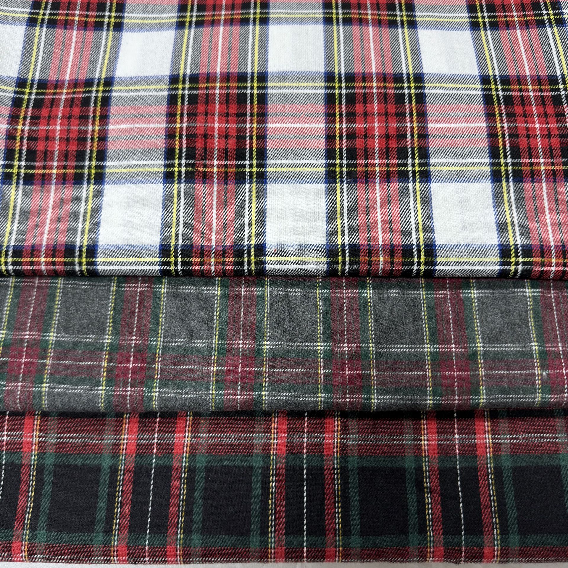 in stock 21 Pcts Polyester Cotton Scottish Children's Wear Jacquard Pad Cloth School Uniform JK Skirt Fabric Christmas Decorative Fabric
