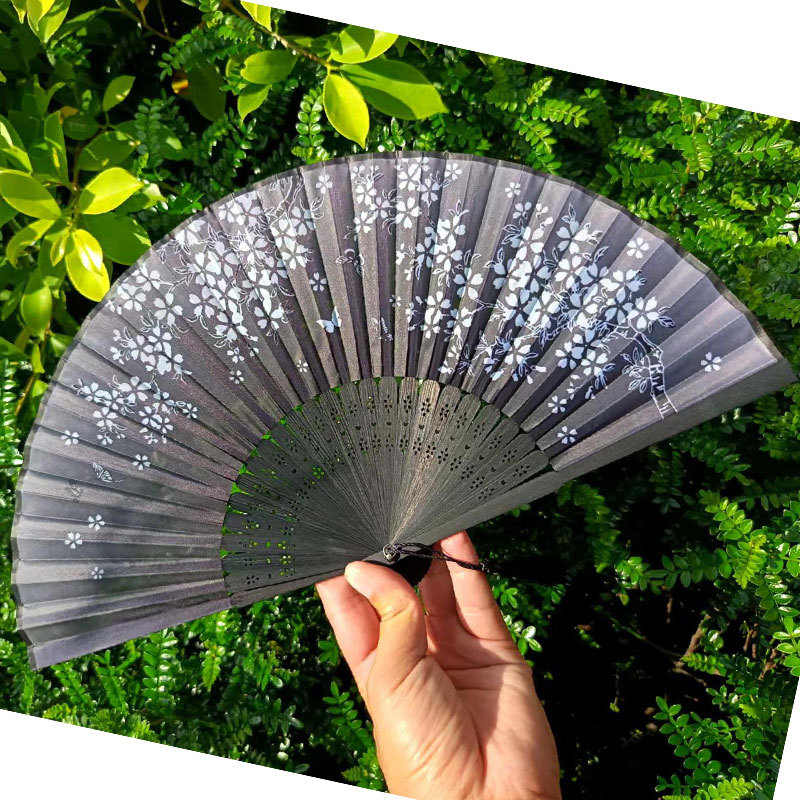 Picture of Folding Fan Bamboo Ancient Fan Student Girl Chinese Style Small Fan Scenic Spot Export Wholesale Retail Gift Decorative Fan