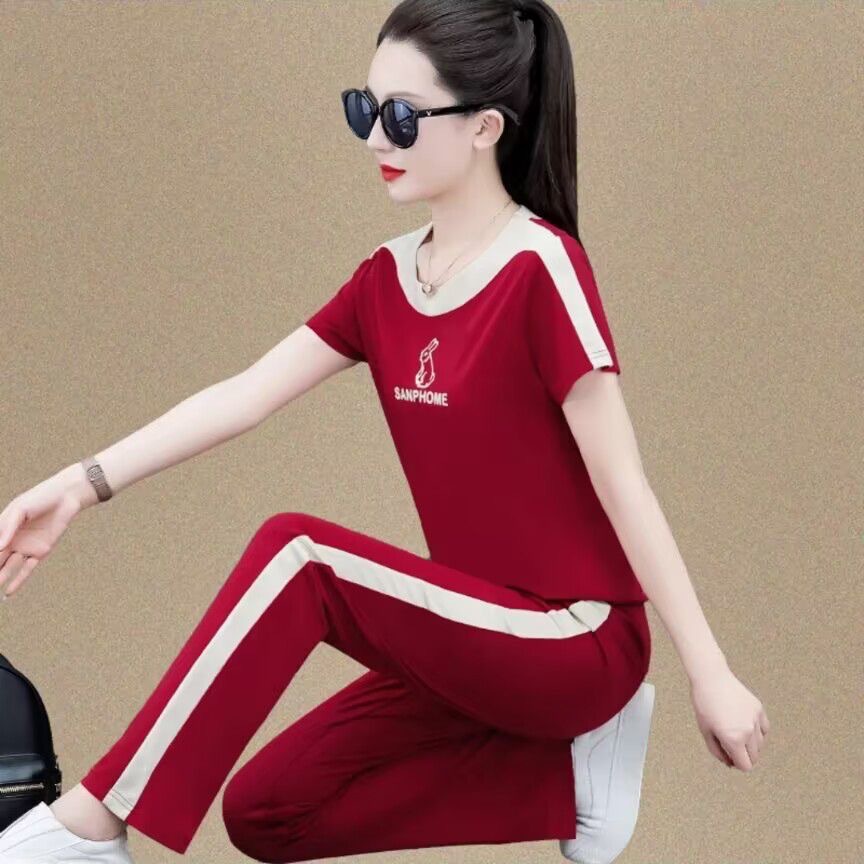 Short-Sleeved Casual Sports Suit for Women Summer 2025 New Trendy Wide-Leg Pants Fashionable and Age-Reducing Slimming Two-Piece Set