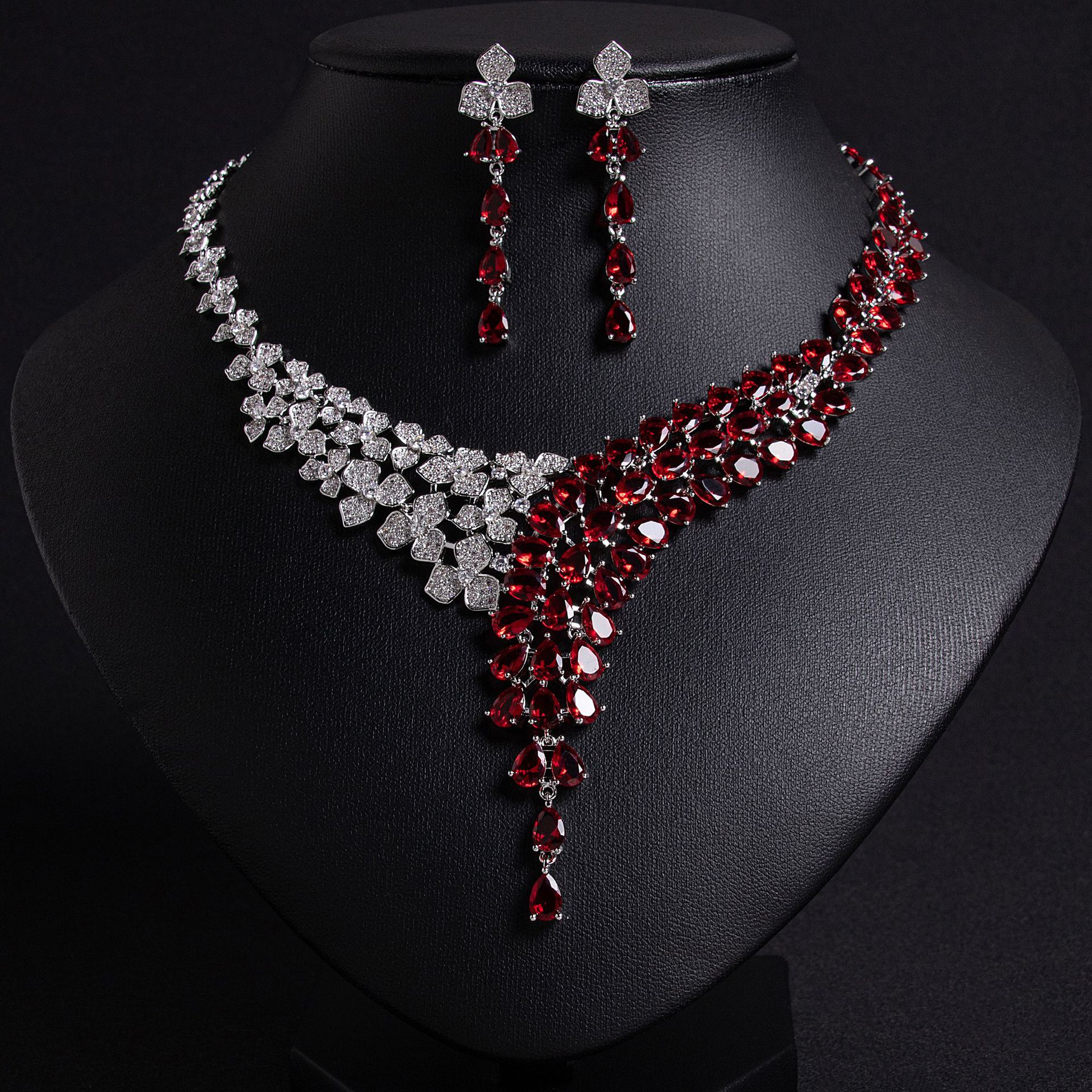 Cross unexpectedly popular European and American bride wedding necklace earrings zircon suit sparkle simple wedding dress jewelry suit