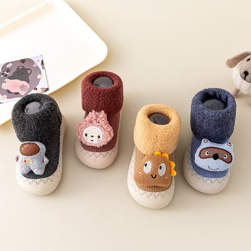 Newborn Baby Toddler Shoes Spring and Autumn Cartoon Velvet Thickened Indoor Non-slip Soft Bottom Indoor Children's Floor