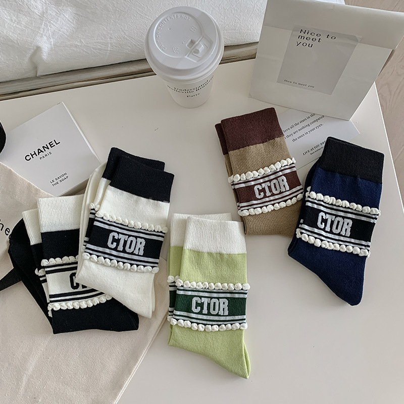 Autumn and Winter Letter Bubble Mouth Vintage Cotton Mid-tube Women's Socks Socks Women Ins Trendy Street Sports Personalized Stockings