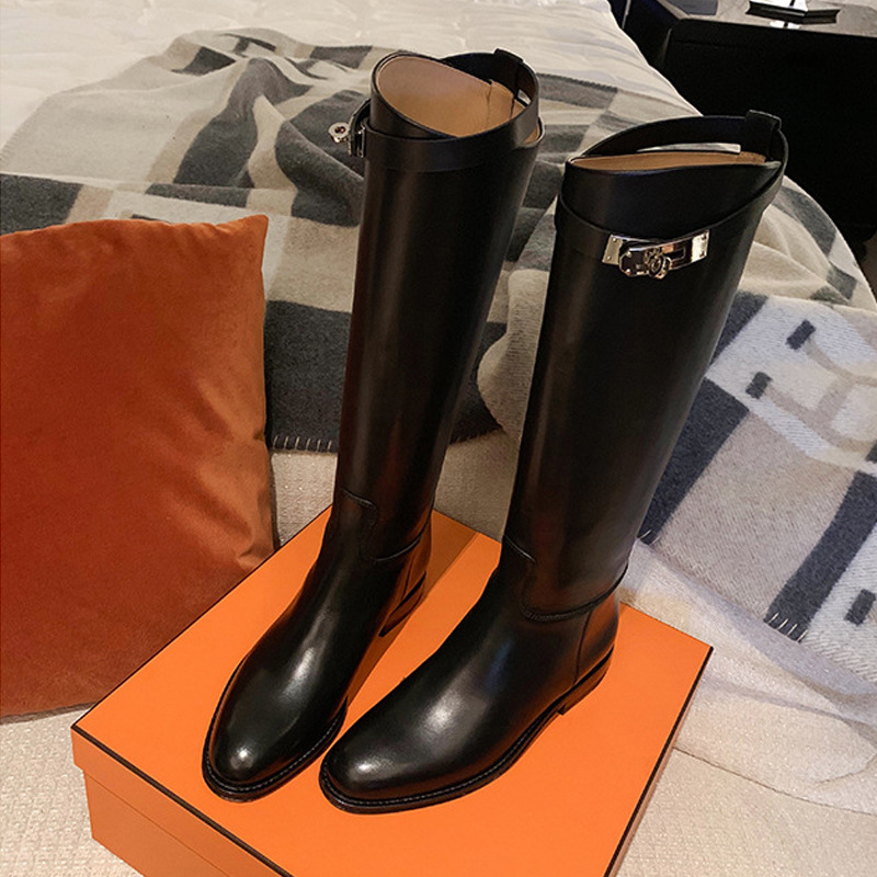 Grape Mom's Same Style 2025 Autumn and Winter New Pointed Toe Small Thick Heel Knight Boots Mid-High Boots for Women