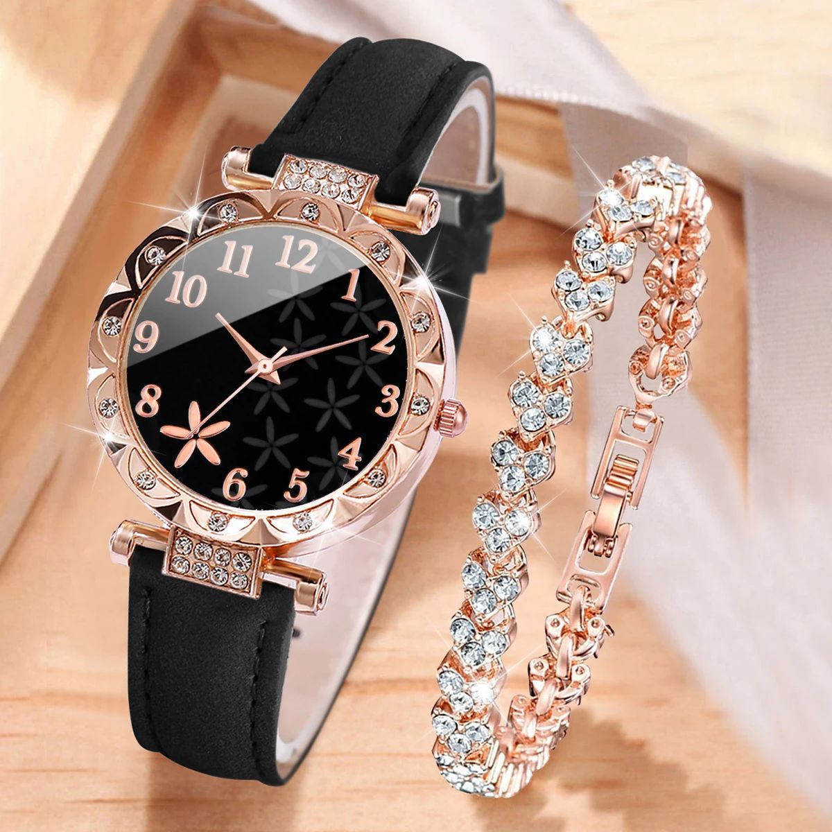 Cross-border Hot Selling Women's Black Starfish Pattern Dial Women's Watch Instagram Style Fashion Women's Quartz Watch Bracelet for Women
