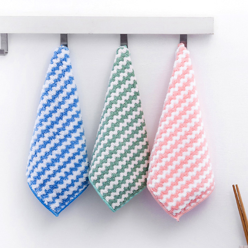Picture of Factory wholesale cationic coral fleece dish towel kitchen cleaning lazy rag wave pattern non-stick oil scouring pad