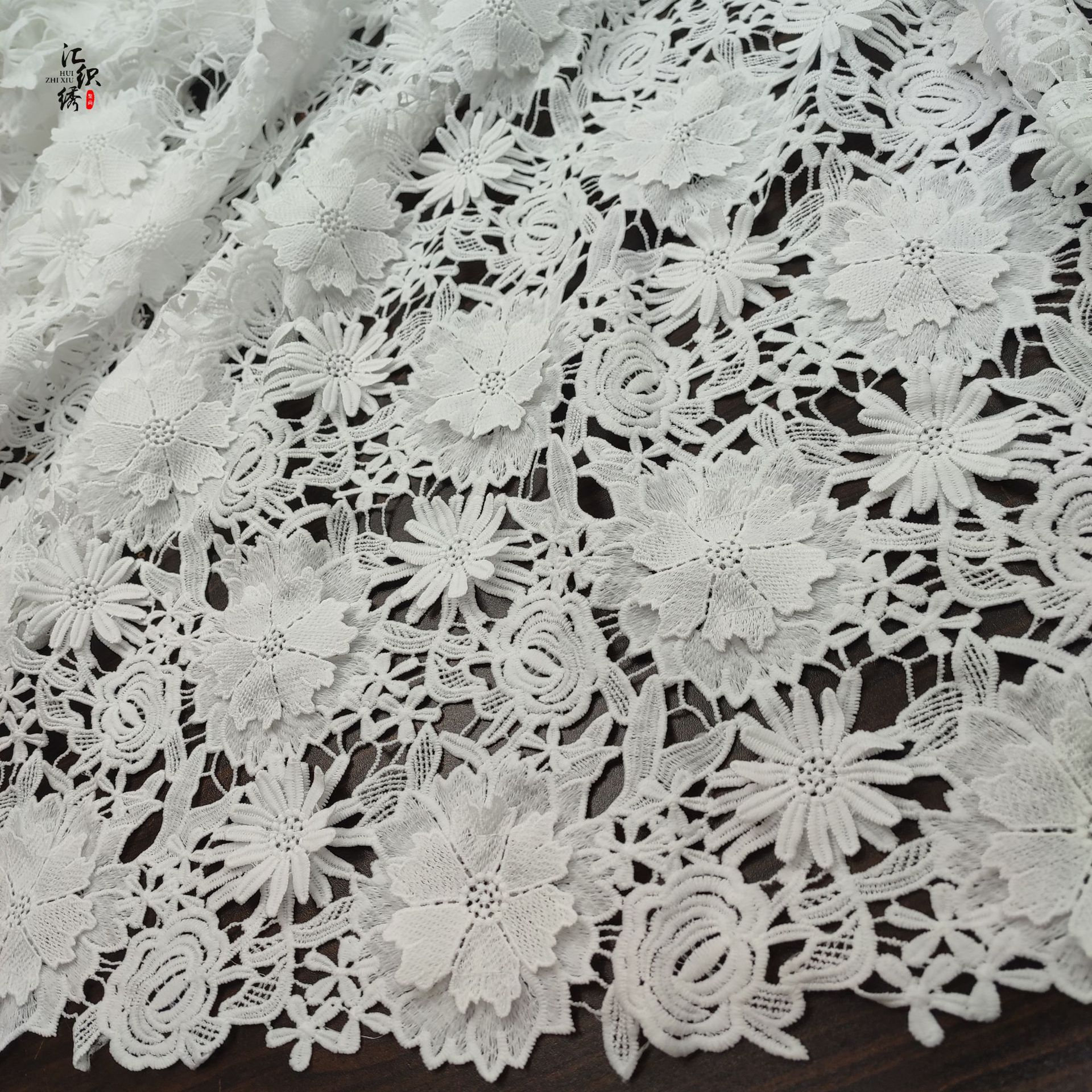 New Milk silk water soluble fabric three-dimensional applique water soluble lace hollow embroidered fabric dress skirt fabric