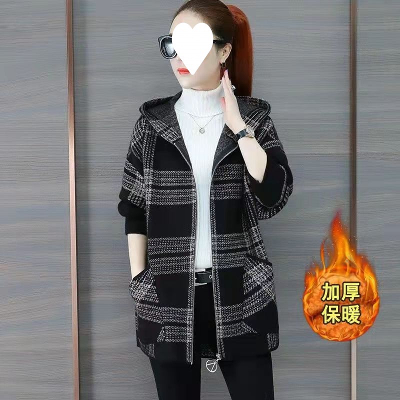 Fleece-lined thickened plus size plaid coat autumn and winter chubby girl loose cardigan mid-length hooded sweater for women