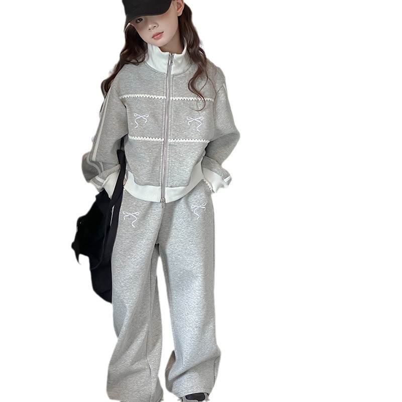 Picture of Girls' Autumn Fashion Sports Two-Piece Set for Older Children 2025 New Stylish Stand Collar Cardigan Wide-Leg Pants Trendy