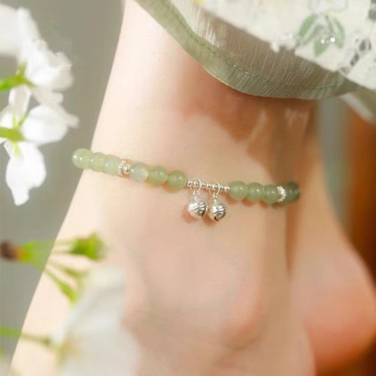 Bell anklet will ring summer fresh small green beads show white female clear retro niche design high-end cold wind