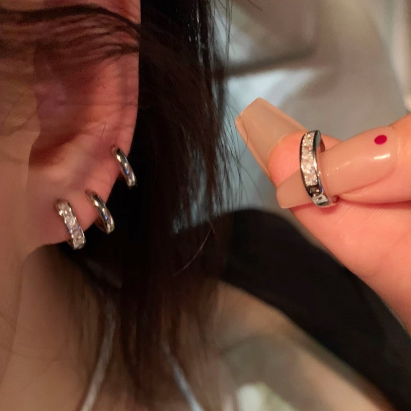 4 piece set! Sleep without picking! Exquisite All-match Earrings Niche Design Sense Earrings for Women High-end Sense Earrings for Women