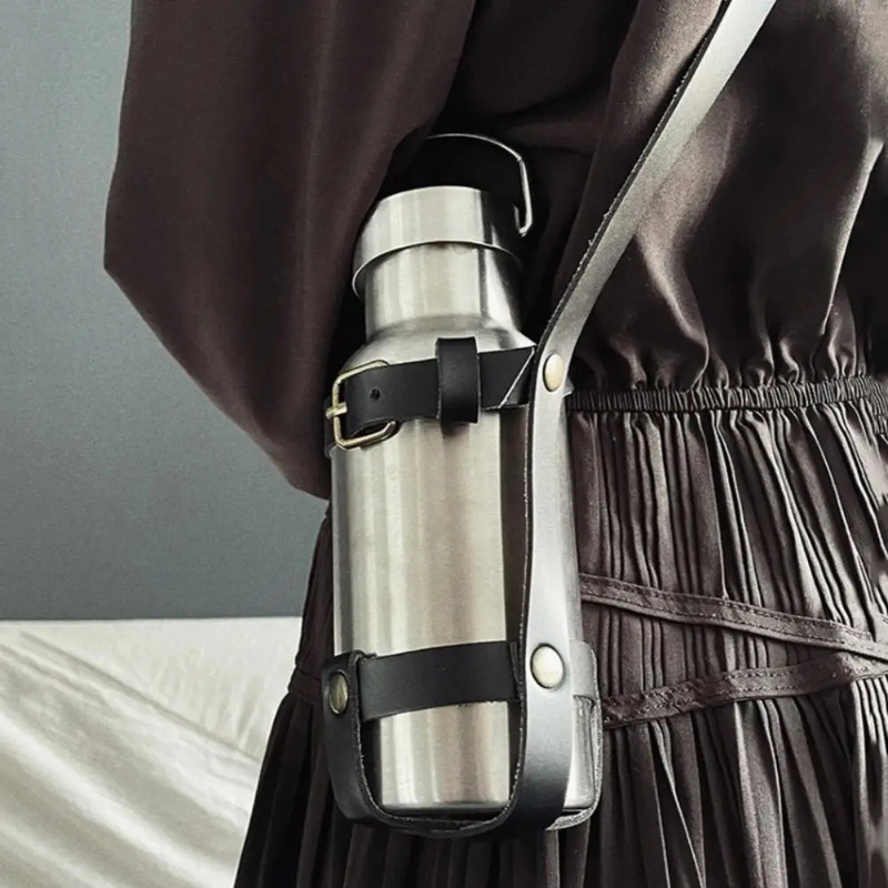 Creative adjustable hollow thermos cup cover outdoor portable slung cup cover pu leather cup cover