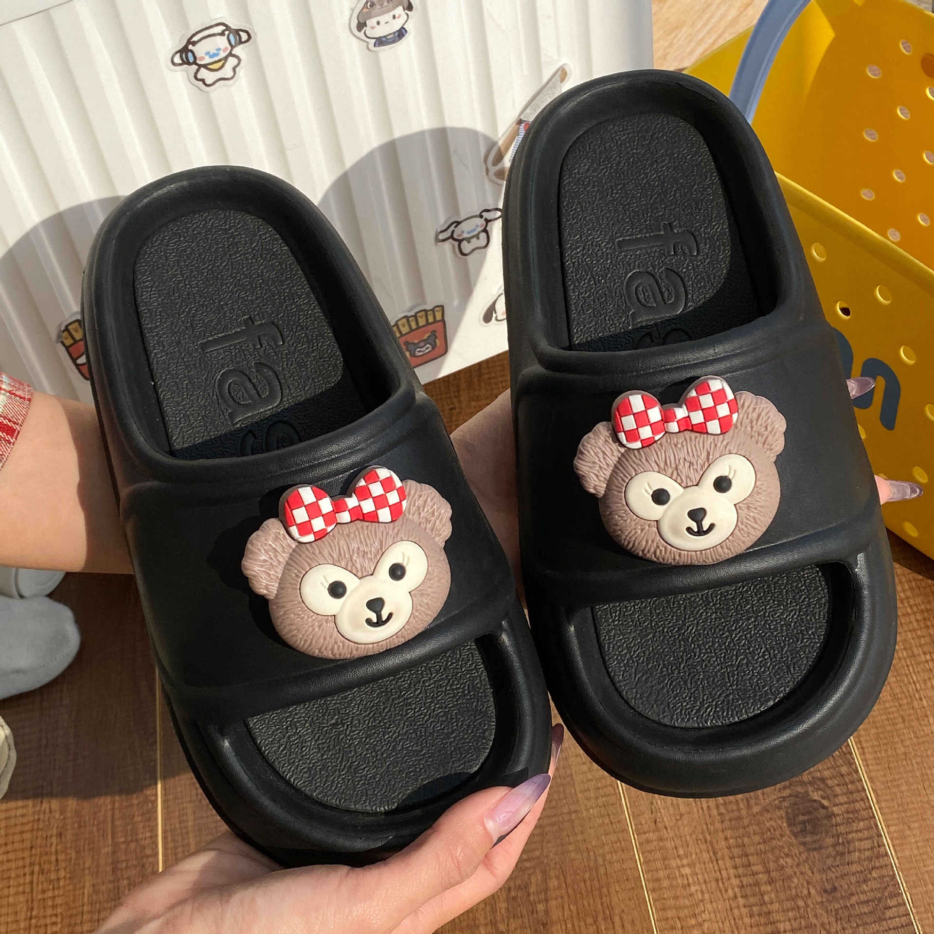 Casual EVA detachable slippers girls' summer new cartoon red bear slippers for residential students in the school season