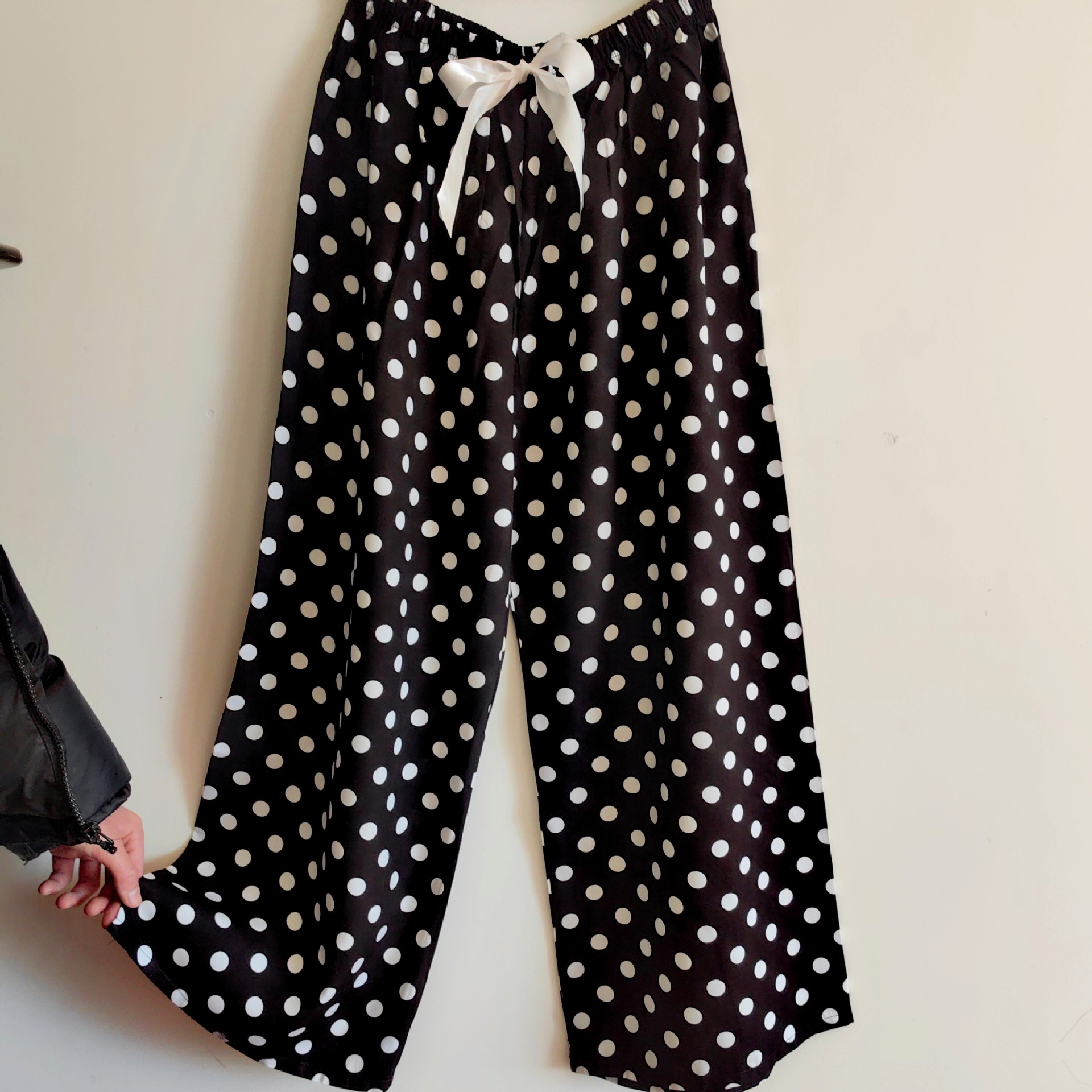 Picture of Cotton Silk Pajama Pants Women's Summer Thin Black and White Cartoon Style Wide Leg Pants Large Size Loose Outer Wearing Foreign Trade Beach Pants